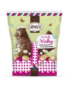 La poule Vichy au chocolat au lait et ses oeufs pralinés Cémoi